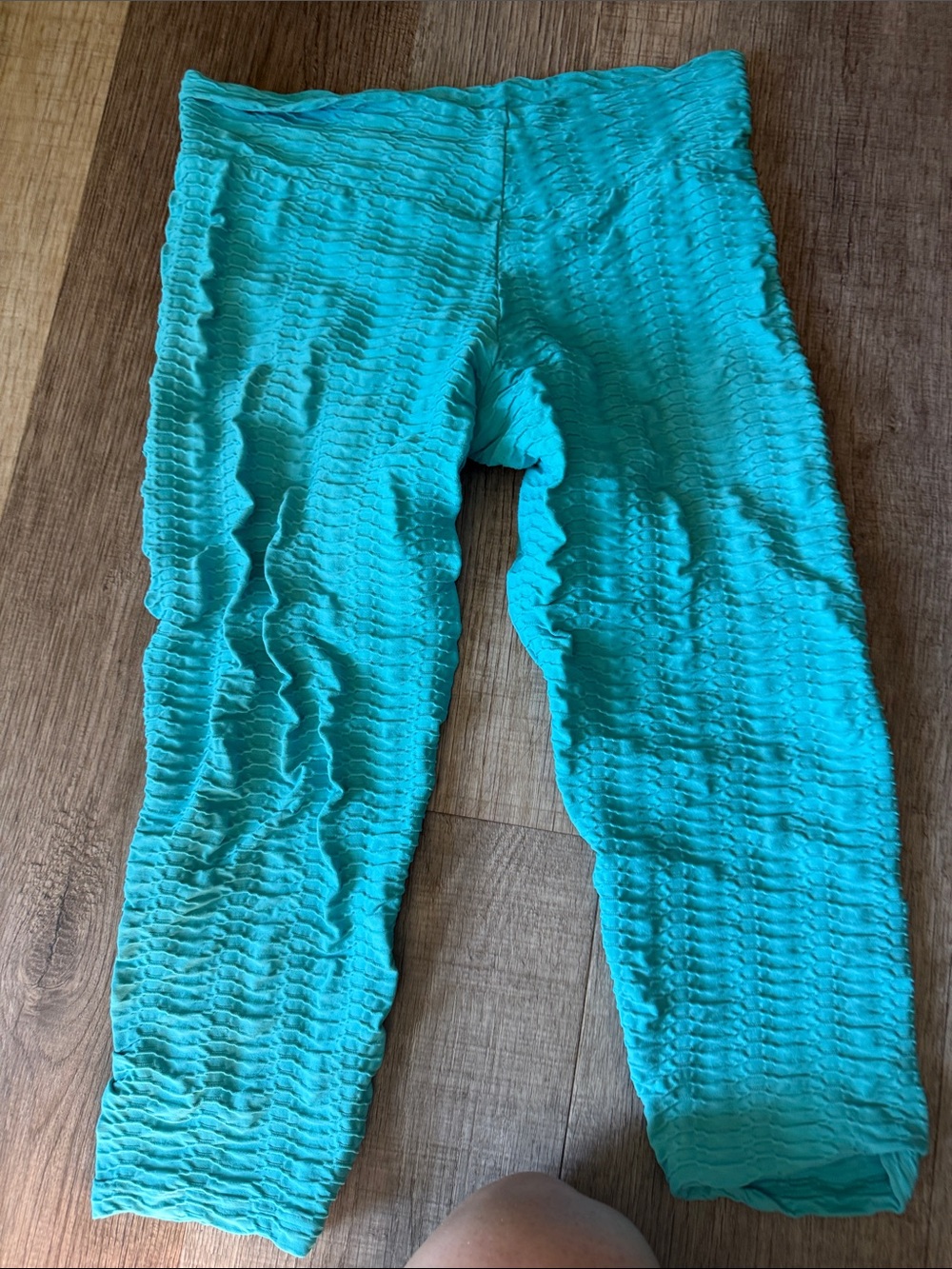 Booty by Brabants Mint & Teal Textured Leggings - Picture 3 of 3